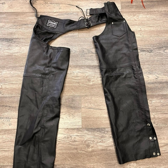 Motorcycle chaps - Picture 1 of 5